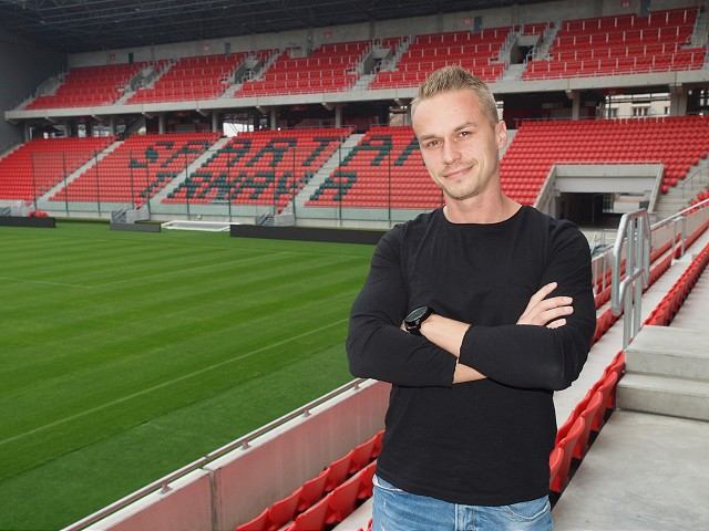 Výtržníci sa na štadión Spartaka opakovane nedostanú, zablokujú im vstup