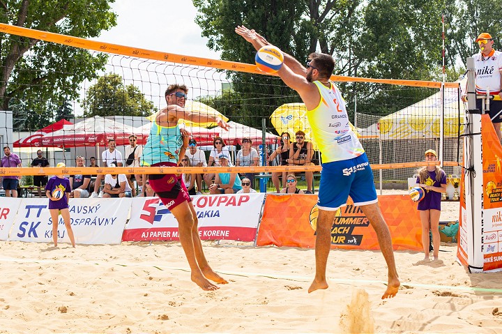 Na Trojičnom námestí vytvoria ihrisko pre zápasy v plážovom volejbale