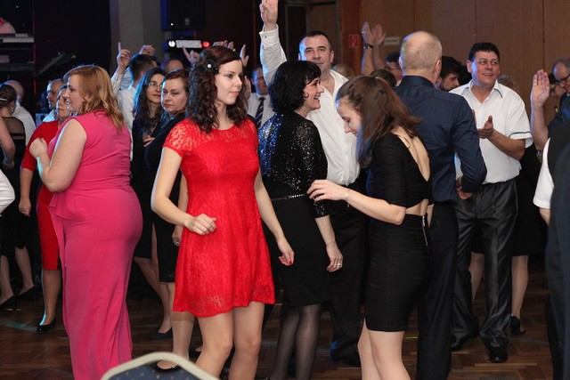 Plesová sezóna: Stolní tenisti v Majcichove odložili rakety a nahodili sa do gala