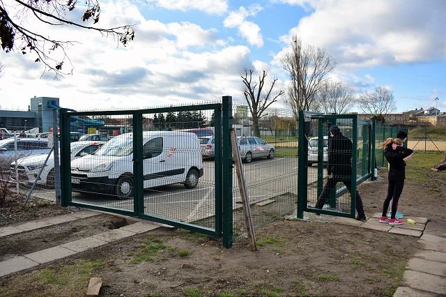 Areál Slávie budú na noc uzamykať, mesto chce chrániť športoviská pred vandalmi
