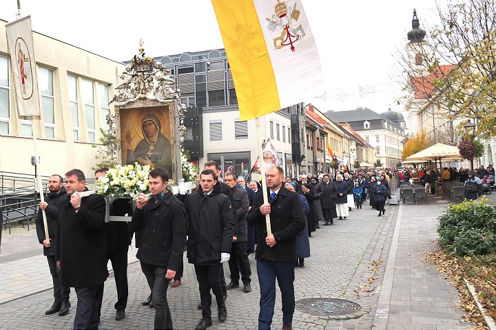 Tradičnú Trnavskú novénu otvorí vo štvrtok trnavský arcibiskup Ján Orosch