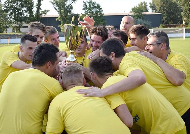 Futbal, 7. liga B: Piešťany porazili Dolný Lopašov a vybojovali si postup