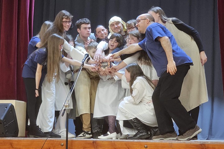 Hudobný súbor Podzámok z Bolerázu uvedie v Trnave svoje dielo DVANÁSŤ