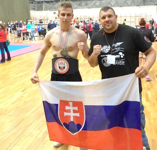 Patrik Križan pokračuje v skvelých výsledkoch, stal sa juniorským majstrom sveta v kickboxe