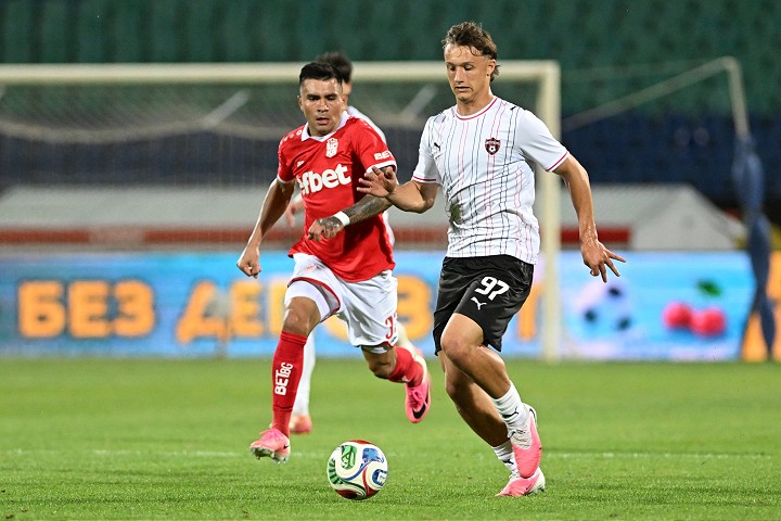 Spartak skončil v pohárovej Európe, v Bulharsku vypadol po penaltovom rozstrele