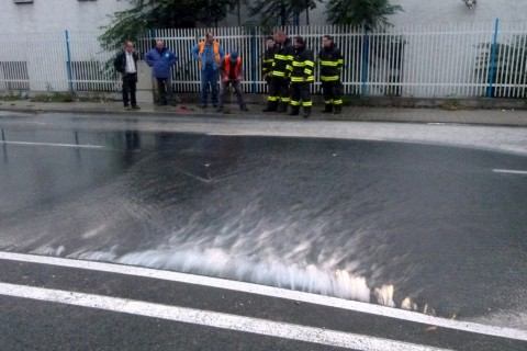 FOTORIPORT: Vodárom sa zadarilo, zaplavilo pivnice i Nitriansku