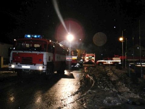 Požiar chlievov prežili len prasiatka, sliepky šťastie nemali