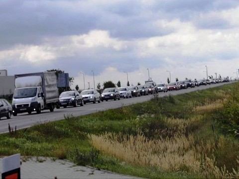 Deň otvorených dverí v trnavskej automobilke upchal cesty
