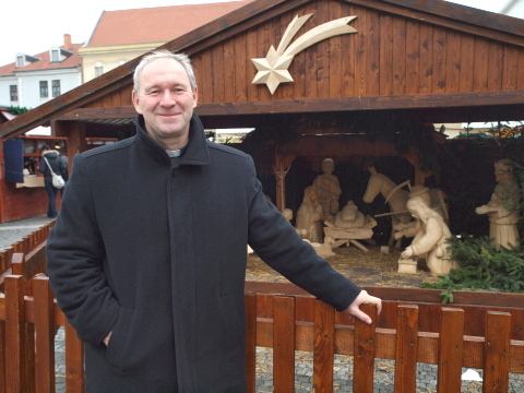 Vianočný rozhovor s arcibiskupom: Pane Bože, daj Trnave snehu!