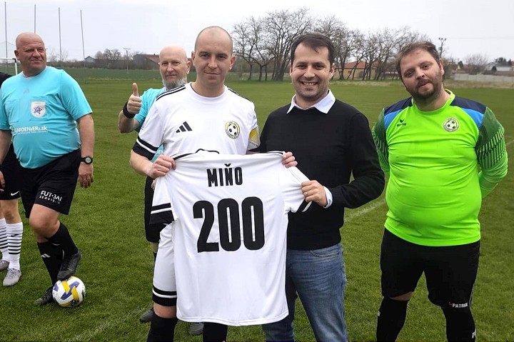 Futbal, 8. liga A: Bohdanovce padli v Modranke, Smolenice vyhrali vo Voderadoch