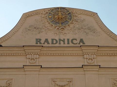 Na RTVS budú v stredu besedovať kandidáti na trnavského primátora