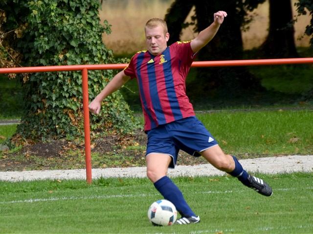 Futbal, 7. liga B: Veselé porazilo Chtelnicu, Ostrov zdolal Bojničky