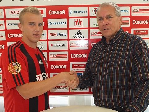 Spartak si zazmluvnil Róberta Richnáka na dva roky