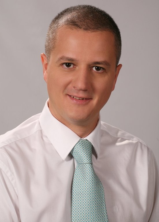 Rigó kritizuje verejné obstarávanie kraja na rekonštrukciu ciest, dal podnet na prešetrenie