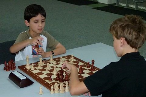 VIDEO: Oprášili šachovnice Tirnavie