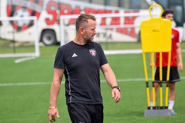 Šarmír skončil ako tréner Spartaka, nahradí ho Norbert Hrnčár