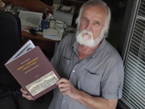 V znamení Slovenskej krvi: Jozef Šelestiak otvoril knihe dvere Tirny