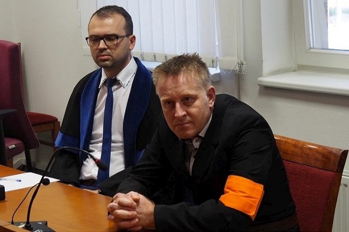 Konopného väzňa  Josefa Š. prepustili na slobodu, obžalobe čelí aj naďalej