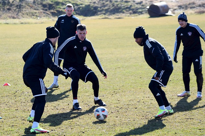 Spartak pôjde proti Slovanu so Škrtelom v zostave, Kóša zostáva mimo hry