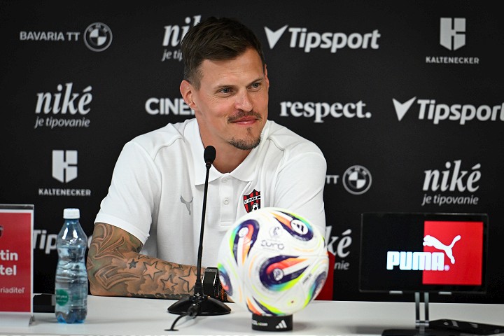 Škrtel k prestupom: Sledujeme trh, nad zaujímavým hráčom by sme sa zamýšľali