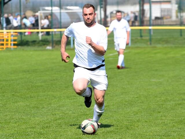 Futbal, 8. liga A: Modranka zdolala Dolné Dubové, Slávia neudržala vedenie s Bukovou