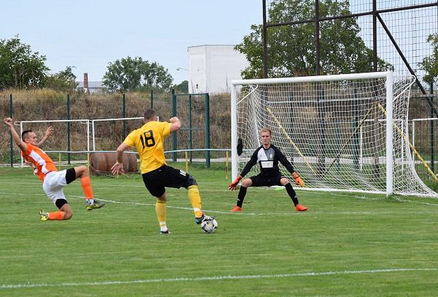 Futbal, 7. liga A: Kátlovce začali sezónu víťazstvom na Slávii