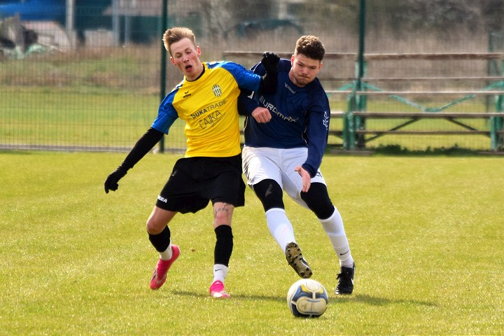 Futbal, 8. liga A: Trnavské derby ovládla Modranka, Hrnčiarovce s dokonalým obratom