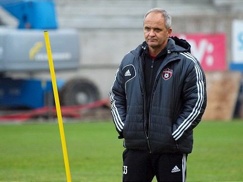 Tréner Spartaka Jarábek pred derby so Slovanom: Chceme odmeniť fanúšikov za podporu