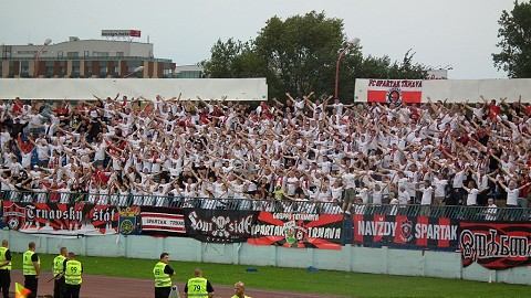 Derby Slovan - Spartak: Na štadión nepovolia zobrať ani dáždniky