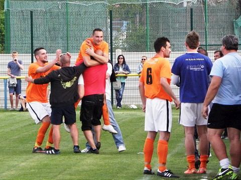 Futbal, III. A: Víťazstvo Slávie nad Opojom zariadil Bachratý