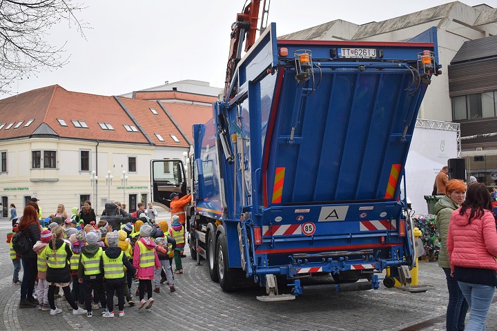 Tetrapakové obaly z Trnavy budú recyklovať na papierové výrobky