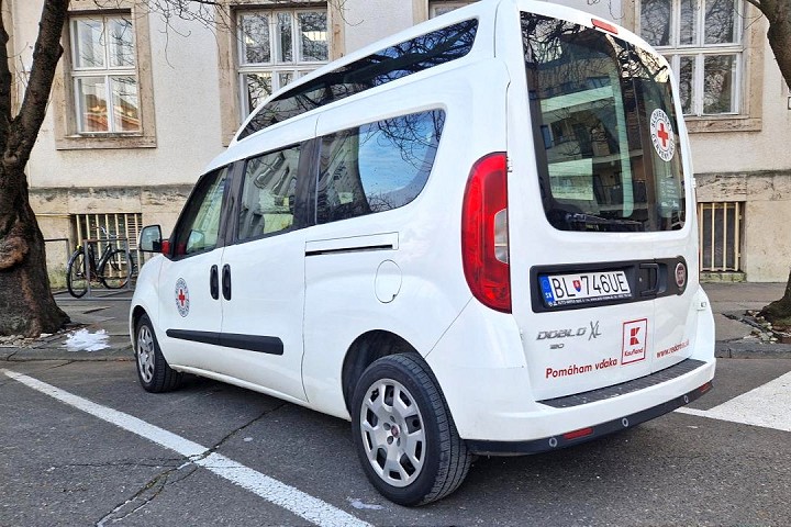 Piešťany spustili sociálny taxík, cena jazdy je symbolická