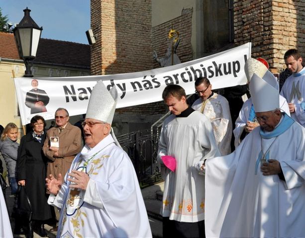 Bývalý arcibiskup Ján Sokol má 85 rokov, jubileum oslávi omšou