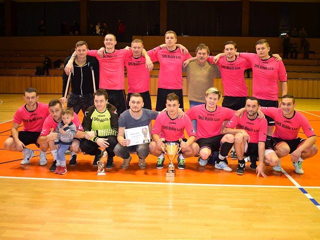 Turnaj ObFZ Trnava vyhrali Špačince, vo finále otočili duel proti Bielemu Kostolu