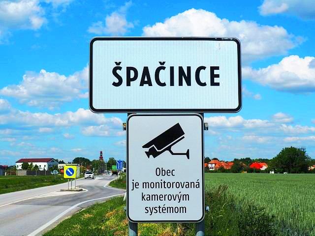 Petíciu za prevod pozemkov štátu na obec podpísalo vyše 1300 obyvateľov Špačiniec