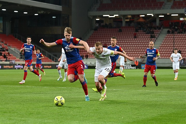 Spartak jasne zdolal Senicu a pred odvetou je jednou nohou vo finále