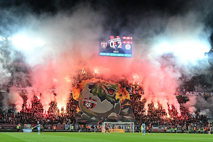 Slovan kontroloval derby, Spartak po inkasovaných góloch mentálne padol