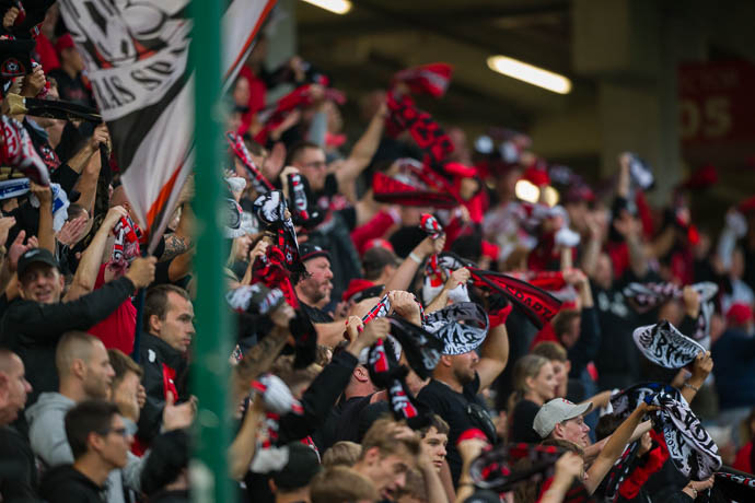 Na futbalovom štadióne v Trnave potečie krv fanúšikov Spartaka