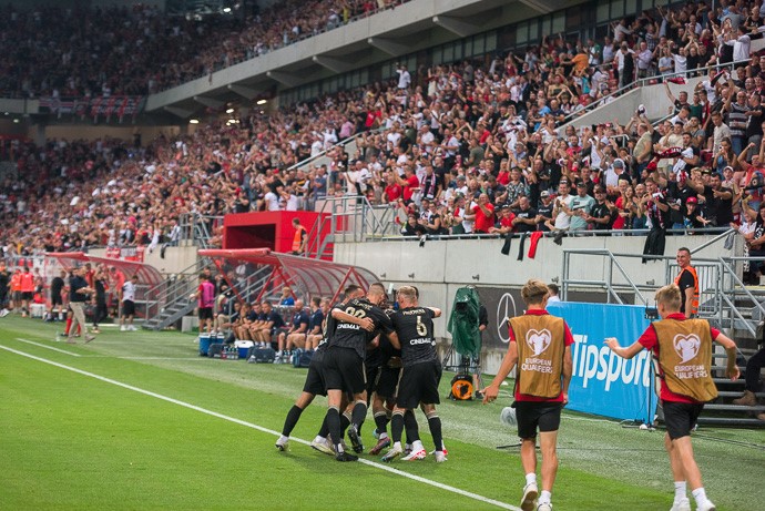 Spartak posilnil bufety, žiada fanúšikov, aby sa vyvarovali kontroverzným prejavom