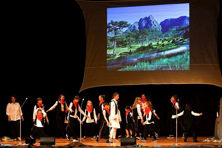 Mládežnícky spevokol Lastovičky nacvičil muzikál o priateľstve, uvedú ho v Trnave