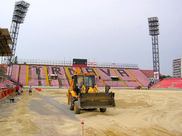 TRNAVA 2006: Policajti chránili Kotlebu, Peugeot začal vyrábať, primátorom sa stal Bošnák