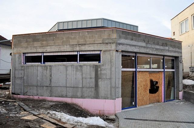 Železničnú stanicu sprístupnia z Dohnányho ulice neskôr, práce majú sklz