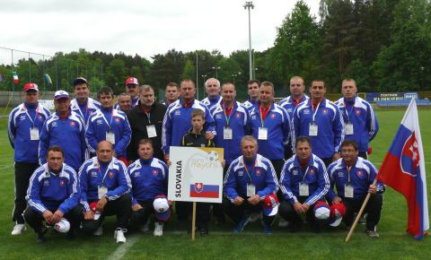 Šampionát starostov vo futbale: Naši zotreli Slovincov a Talianov