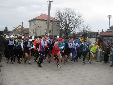 Ulice Suchej nad Parnou brázdilo takmer dvesto bežcov