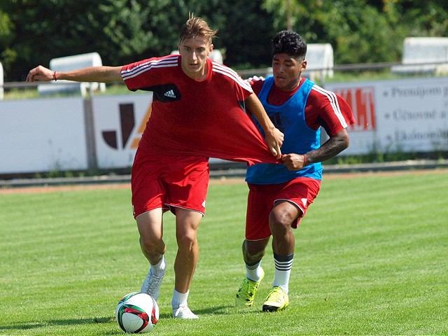 Tréneri Spartaka možno v Kolárove nasadia aj hráčov zo širšieho kádra
