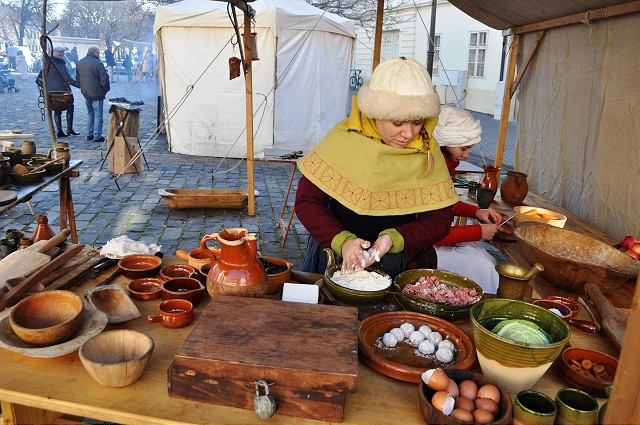 Pri Hrubom kostole odštartovali Stredoveké vianočné trhy