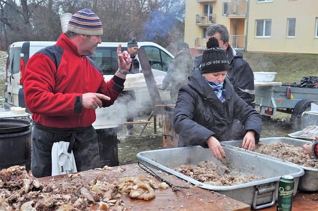 Suchá nad Parnou voňala tradičnou zabíjačkou