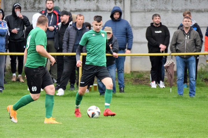 Kam za futbalom? Hrá sa finále pohára, v Moravanoch a Suchej súboje o postup