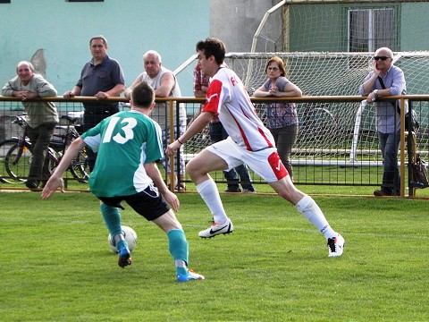 Futbal, MRZ: Šúrovce ďalej kraľujú západoslovenskému regiónu