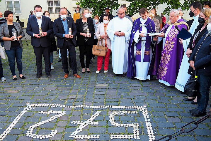 Obete pandémie si uctil aj exprimátor Trnavy Bošnák, sám mal veľmi ťažký priebeh